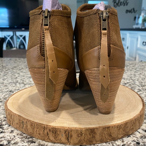 Naughty Monkey Leather Ankle Boots NWOT - Picture 6 of 9